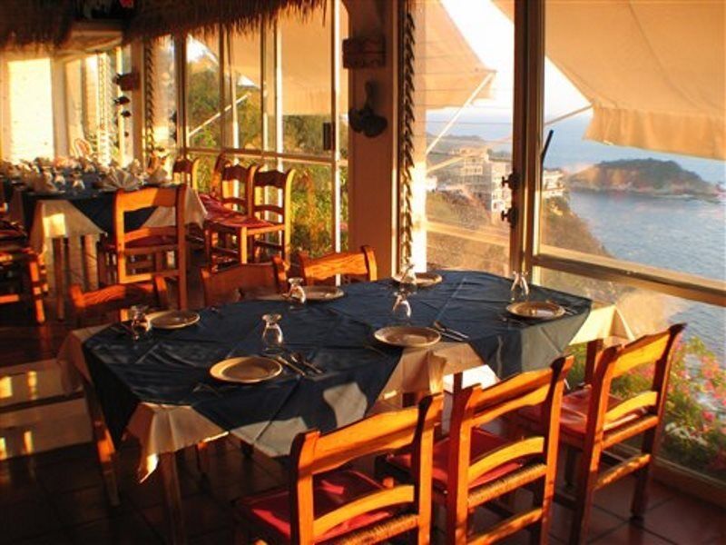 Hotel Flamingos Acapulco Restaurant photo